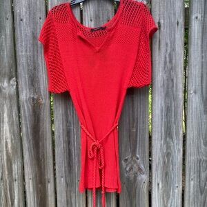 Vertigo Red sweater dress with belt & 2 belt loops. Excellent condition